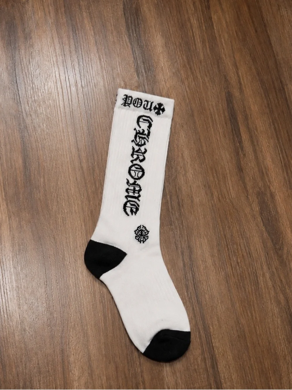 Chrome heart socks